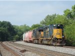 CSX 4061 on M560